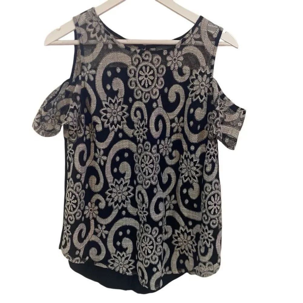 Sunday in Brooklyn cold shoulder black gray paisley like design medium